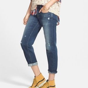 Treasure Bond | Boyfriend | 8/2011